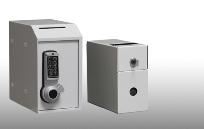 Cashbox mit Einsatz Cashbox mit Einsatz